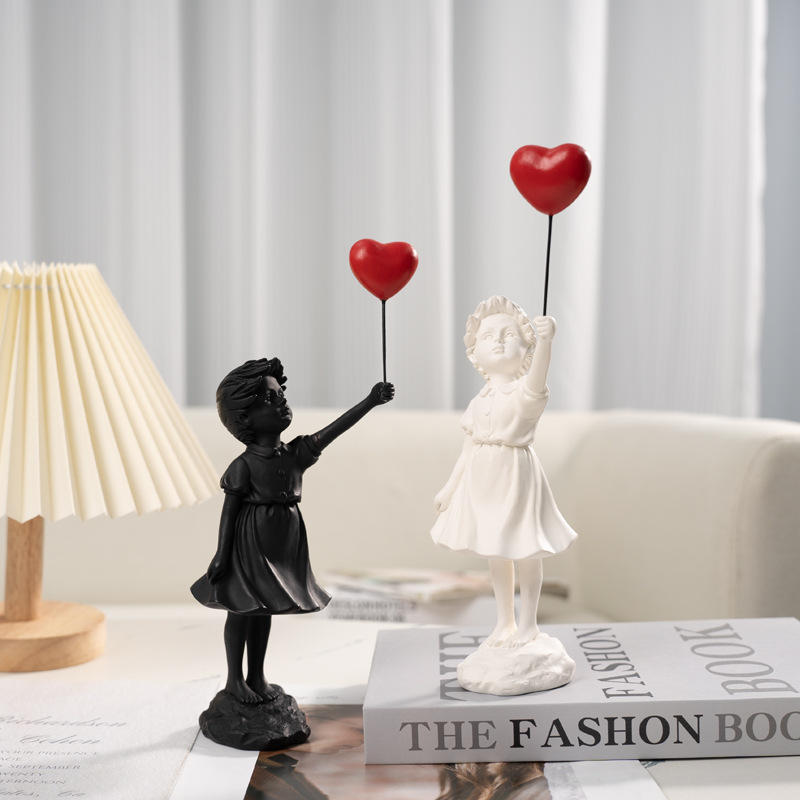 งานศิลปะรูปปั้นแบงค์ซีย์ รูปปั - Resin Art Wedding Gift บทวิจารณ์และราคา